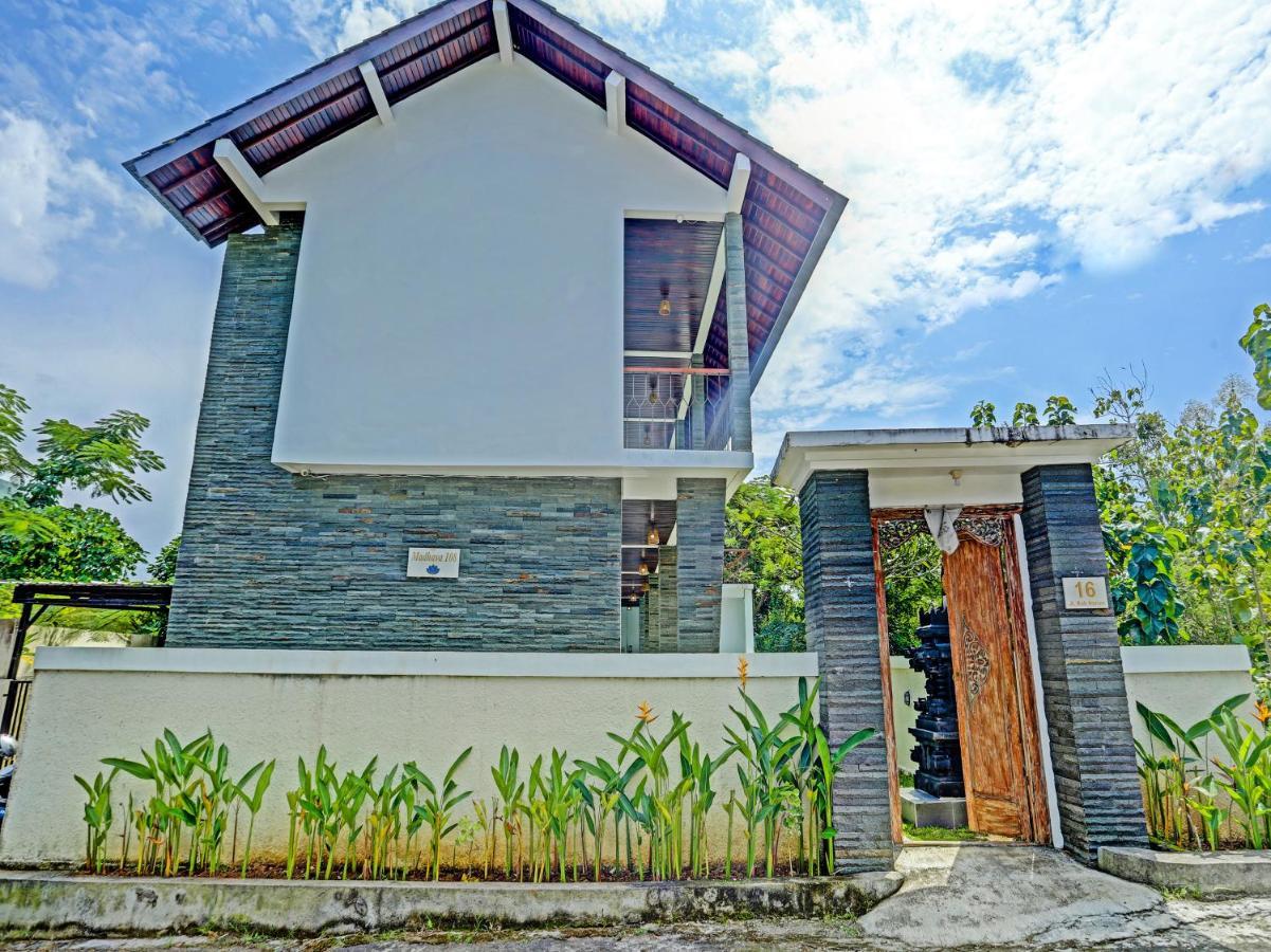 Hotel Oyo 91123 Madhava 108 Ungasan Exteriér fotografie